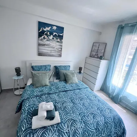 Maginifique T2 Au Coeur D Avec Parking 아파트 앙티브