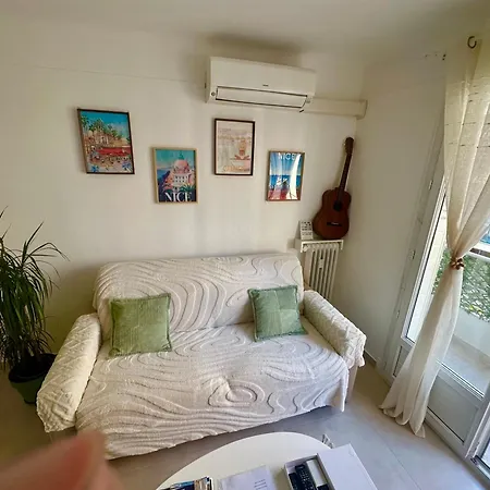 Maginifique T2 Au Coeur D Avec Parking 아파트 앙티브